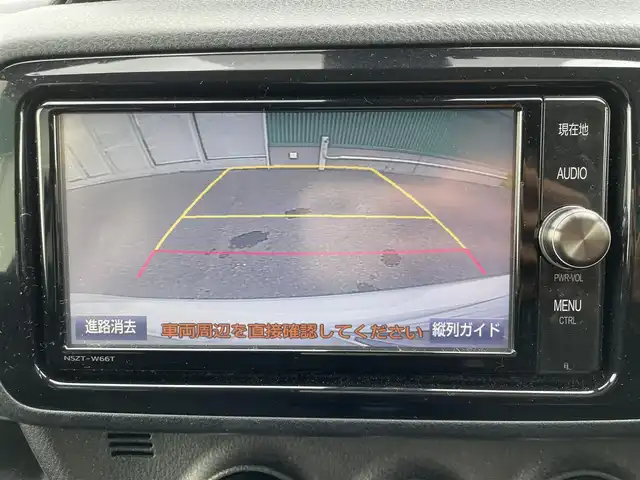 トヨタ ヴィッツ 1.3F LEDエディション 福岡県 2016(平28)年 5万km ホワイトパールクリスタルシャイン トヨタセーフティセンス/盗難防止/レーンキープアシスト/エアバッグ/バックカメラ/SDナビ/BT/フルセグTV/SDミュージックサーバー/CDチェンジャー/純正フロアマット/プッシュスタート/スマートキー/ETC2.0/オートライト/LED/先行車発進