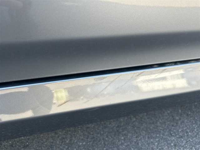 トヨタ クラウン ハイブリッド S 栃木県 2022(令4)年 3.4万km クリスタルシルバーM 登録時走行距離33118km/純正12.3インチナビ/フルセグTV(AM.FM.CD.DVD.TV.BT)/アラウンドビューモニター/バックカメラ/ETC2.0/ドライブレコーダー/シートヒーター/クリアランスソナー/衝突軽減ブレーキ/クルーズコントロール/レーンキープアシスト/オートマチックハイビーム/アイドリングストップ/17インチ純正AW/純正フロアマット