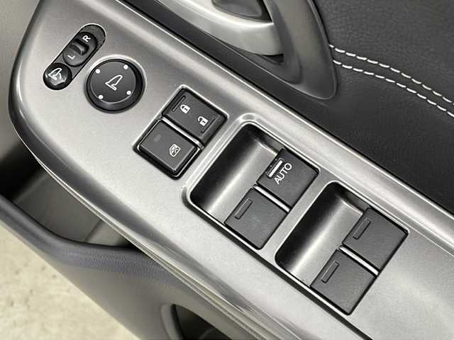 ホンダ フリード ハイブリット G ホンダセンシング 新潟県 2018(平30)年 5.8万km ホワイトオーキッドパール ナビ/（CD/DVD/SD/Bluetooth/フルセグテレビ）/バックカメラ/両側パワースライドドア/プッシュスタート/ホンダセンシング/レーダークルーズコントロール/レーンキープアシスト/先行車発信警報/オートライト/LEDライト/フォグライト/ETC/前方ドライブレコーダー/スマートキー/プッシュスタート/スペアキー/取扱説明書/保証書