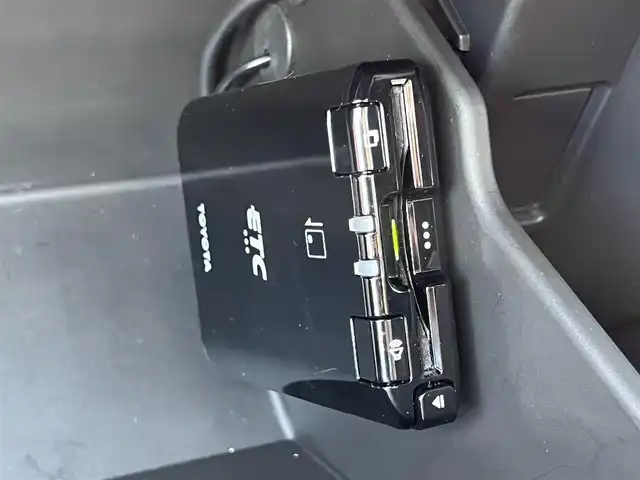 トヨタ ＧＲ８６ RZ 東京都 2024(令6)年 0.5万km クリスタルホワイトパール 純正9インチナビ(NMZN-Y73D)/【AM/FM/BT/TV/HDMI/DISC/MSV/ipod/USB】/バックカメラ/ETC/ドライブレコーダー/レーダークルーズコントロール/LEDヘッドライト/フォグランプ/ステアリングスイッチ/シートヒーター/バックソナー/純正18インチAW/純正フロアマット/スマートキー/プッシュスタート/スマートキー