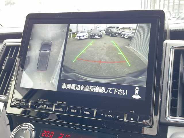 三菱 デリカＤ：５ P 大阪府 2023(令5)年 1.3万km ホワイトダイヤモンド 全方位カメラ/ドライブレコーダー/両側パワースライドドア/シートヒーター（運転席/助手席）/純正ナビ/Bluetooth/USB/CD/ETC/4WD/クルーズコントロール/ブラインドスポットモニター/衝突軽減システム/オートライト/オートマチックハイビーム/LEDライト/100V充電/ABS/レーンキープアシスト/盗難防止装置/横滑り防止装置