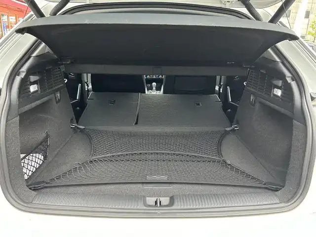 アウディ Ｑ２ 30TFSIスポーツ 長崎県 2018(平30)年 6.8万km グレイシアホワイトメタリック 純正ナビ(BT/CD/DVD/ワンセグ)/バックカメラ/コーナーセンサー前後/アダプティブクルーズコントロール/シートヒーターD+N/ETC2.0/ドラレコ/USB/オートライト/パワーバックドア/スペアキー/保証書/取扱説明書