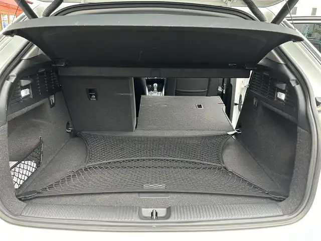 アウディ Ｑ２ 30TFSIスポーツ 長崎県 2018(平30)年 6.8万km グレイシアホワイトメタリック 純正ナビ(BT/CD/DVD/ワンセグ)/バックカメラ/コーナーセンサー前後/アダプティブクルーズコントロール/シートヒーターD+N/ETC2.0/ドラレコ/USB/オートライト/パワーバックドア/スペアキー/保証書/取扱説明書