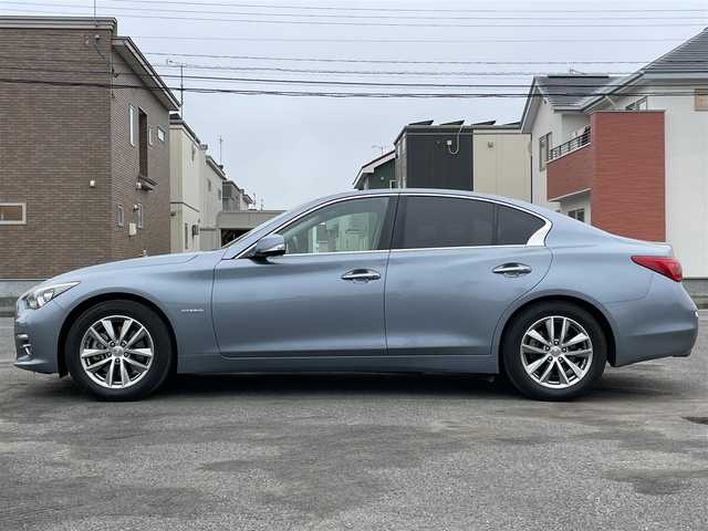 日産 スカイライン ハイブリッド 350GT FOUR Type P 道央・札幌 2014(平26)年 9.9万km ハガネブルーM ４WD/ワンオーナー/純正メーカーナビ/CD/DVD/BT/フルセグ/エマージェンシーブレーキ/横滑り防止装置/レーダークルーズコントロール/クリアランスソナー/アラウンドビューモニター/ビルトインETC/EVMODE/DRIVEMODE切替/前席パワーシート/前席シートヒーター/D席メモリーシート/レザーシート/革巻きステアリング/ステアリングリモコン/MTモード付AT/プッシュスタート/スマートキー/LEDヘッドライト/オートライト/フォグランプ/電動格納ミラー/ウィンカーミラー/純正フロアマット