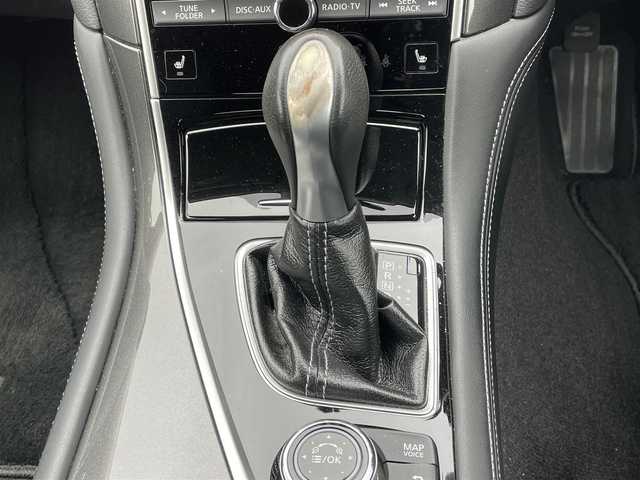 日産 スカイライン ハイブリッド 350GT FOUR Type P 道央・札幌 2014(平26)年 9.9万km ハガネブルーM ４WD/ワンオーナー/純正メーカーナビ/CD/DVD/BT/フルセグ/エマージェンシーブレーキ/横滑り防止装置/レーダークルーズコントロール/クリアランスソナー/アラウンドビューモニター/ビルトインETC/EVMODE/DRIVEMODE切替/前席パワーシート/前席シートヒーター/D席メモリーシート/レザーシート/革巻きステアリング/ステアリングリモコン/MTモード付AT/プッシュスタート/スマートキー/LEDヘッドライト/オートライト/フォグランプ/電動格納ミラー/ウィンカーミラー/純正フロアマット