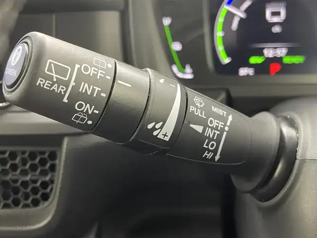 ホンダ ステップワゴン スパーダ eHEV プレミアムライン 茨城県 2023(令5)年 1.9万km クリスタルブラックパール 純正11.4型ナビ/全方位カメラ/フルセグ/純正15.6型フリップダウンモニター/フォグライトガーニッシュ/衝突被害軽減ブレーキ/車線逸脱抑制装置/レーダークルーズコントロール/オートマチックハイビーム/BSI/スソナー/両側電動スライドドア/アドバンスドルームミラー/ETC/ドラレコ/シートヒーター/純正17インチAW/LEDヘッドライト/スマートキー