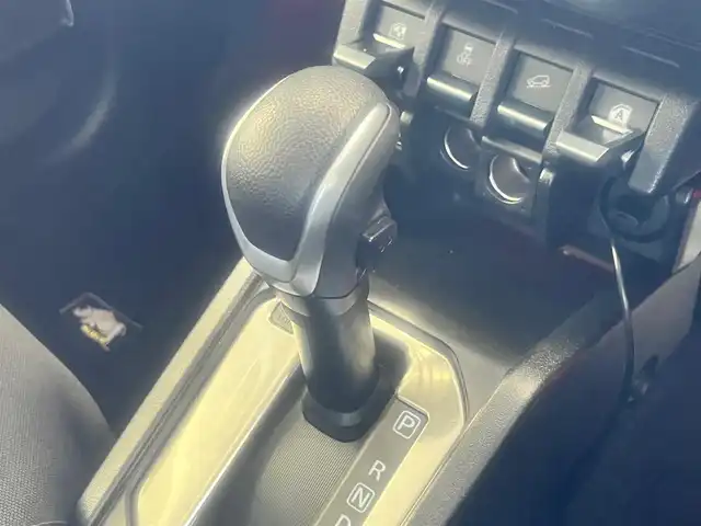 スズキ ジムニー XC 島根県 2020(令2)年 3.2万km ジャングルグリーン リフトアップ車/純正8インチナビ（パナソニック）/フルセグTV/Ｂｌｕｅｔｏｏｔｈ/DVD再生/バックカメラ/クルーズコントロール　/ドライブレコーダー　/ＥＴＣ　/社外牽引フッ（monster sport）/社外16インチアルミ（マーテルギアビースト）/前席シートヒーター/オートライト/ハイビーム/衝突被害軽減システム　/レーンキープアシスト　/横滑り防止装置　/純正フロアマット