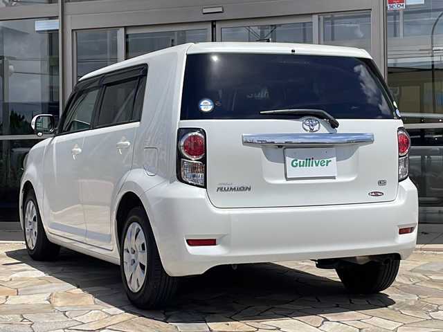 トヨタ カローラ ルミオン 1．5G 静岡県 2011(平23)年 3.9万km ホワイトパールクリスタルシャイン 【純正ナビ】/・ラジオ/・ワンセグTV/・AUX/・CD/【主要装備】/・バックカメラ/・ＥＴＣ/・純正フロアマット　/・オートエアコン　/・全席パワーウィンドウ/(全席オート)/・リモコンキー　/・パワーステアリング　/・ハロゲンヘッドライト　/・カーテンエアバック　/・純正ホイールキャップ　/・スペアキー