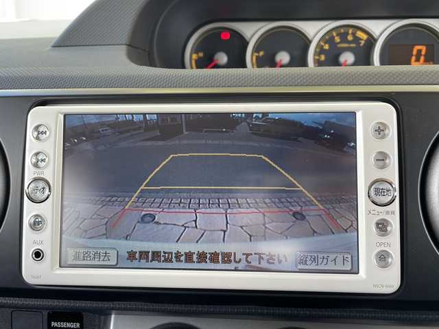 トヨタ カローラ ルミオン 1．5G 静岡県 2011(平23)年 3.9万km ホワイトパールクリスタルシャイン 【純正ナビ】/・ラジオ/・ワンセグTV/・AUX/・CD/【主要装備】/・バックカメラ/・ＥＴＣ/・純正フロアマット　/・オートエアコン　/・全席パワーウィンドウ/(全席オート)/・リモコンキー　/・パワーステアリング　/・ハロゲンヘッドライト　/・カーテンエアバック　/・純正ホイールキャップ　/・スペアキー