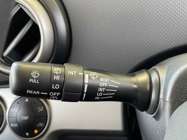 トヨタ カローラ ルミオン 1．5G 静岡県 2011(平23)年 3.9万km ホワイトパールクリスタルシャイン 【純正ナビ】/・ラジオ/・ワンセグTV/・AUX/・CD/【主要装備】/・バックカメラ/・ＥＴＣ/・純正フロアマット　/・オートエアコン　/・全席パワーウィンドウ/(全席オート)/・リモコンキー　/・パワーステアリング　/・ハロゲンヘッドライト　/・カーテンエアバック　/・純正ホイールキャップ　/・スペアキー
