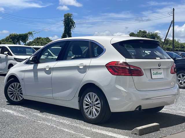 ＢＭＷ ２１８ｉ アクティブツアラー ラグジュアリー 千葉県 2016(平28)年 5.1万km アルピンホワイトⅢ ナビ バックカメラ 黒革シート シートヒーター 衝突警告 ドラレコ ヘッドアップディスプレイ　電動リアドア SPORTボタン ターボ 16インチAW ランフラットタイヤ オートライト スマートキー