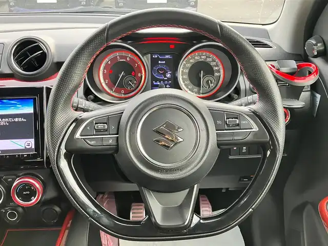 スズキ スイフト スポーツ 静岡県 2019(令1)年 5.7万km ピュアホワイトP 純正8インチナビ(CD/DVD/フルセグ/BT)/バックカメラ/クルーズコントロール/ドライブレコーダー/ETC/オートライト/LEDヘッドライト/フォグライト/純正フロアマット/ISOFIX対応/純正17インチアルミホイール/スマートキー/スペアキー1本/ドアバイザー/ステアリングスイッチ/横滑り防止装置/プッシュスタート/パワーステアリング/パワーウィンドウ/盗難防止装置