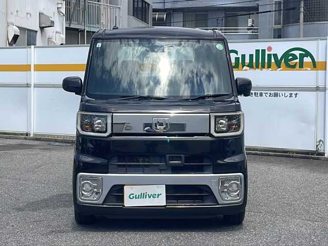 ダイハツ ウェイク X ファインセレクション SA 石川県 2015(平27)年 7.3万km ブラックマイカメタリック /禁煙//純正メモリナビ//フルセグ/CD/DVD/BT/SD/USB/iPod/AM/FM//バックカメラ//純正フリップダウンモニター//パワースライドドア//ETC//スマートキー//プッシュスタート//ステアリングスイッチ//電動格納ミラー//ECO IDLE//LEDオートライト//フォグランプ//ベンチシート//横滑り防止//スマートアシスト//純正14AW//取扱説明書//スペアキー