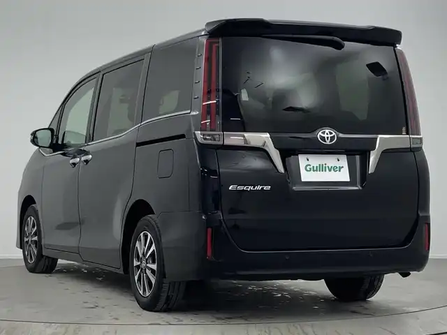 トヨタ エスクァイア Gi プレミアムパッケージ ブラックテーラード 熊本県 2020(令2)年 3.5万km ブラック 後席モニター　/純正９型ナビ　/バックカメラ　/ビルトインＥＴＣ２．０　/前後ドラレコ　/クルーズコントロール　/衝突被害軽減　/レーンキープ　/アイドリングストップ　/オートマチックハイビーム　/両側電動スライドドア　/ハーフレザー　/シートヒーター　/ステアリングヒーター　/純正１５インチＡＷ　/ＬＥＤヘッドライト