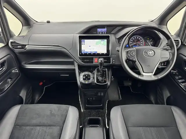 トヨタ エスクァイア Gi プレミアムパッケージ ブラックテーラード 福岡県 2020(令2)年 3.5万km ブラック 後席モニター　/純正９型ナビ　/バックカメラ　/ビルトインＥＴＣ２．０　/前後ドラレコ　/クルーズコントロール　/衝突被害軽減　/レーンキープ　/アイドリングストップ　/オートマチックハイビーム　/両側電動スライドドア　/ハーフレザー　/シートヒーター　/ステアリングヒーター　/純正１５インチＡＷ　/ＬＥＤヘッドライト