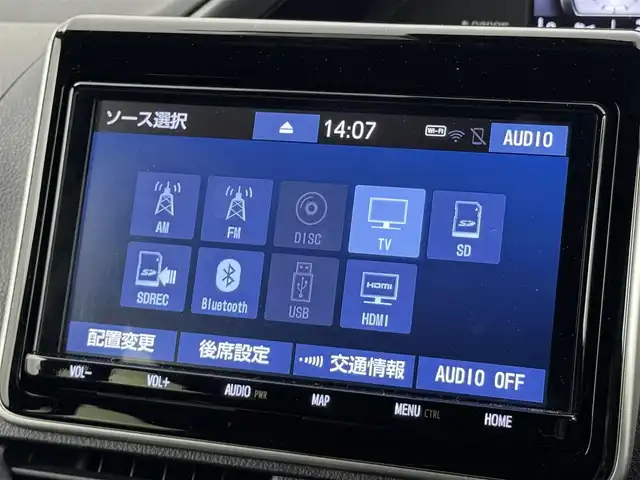 トヨタ エスクァイア Gi プレミアムパッケージ ブラックテーラード 福岡県 2020(令2)年 3.5万km ブラック 後席モニター　/純正９型ナビ　/バックカメラ　/ビルトインＥＴＣ２．０　/前後ドラレコ　/クルーズコントロール　/衝突被害軽減　/レーンキープ　/アイドリングストップ　/オートマチックハイビーム　/両側電動スライドドア　/ハーフレザー　/シートヒーター　/ステアリングヒーター　/純正１５インチＡＷ　/ＬＥＤヘッドライト