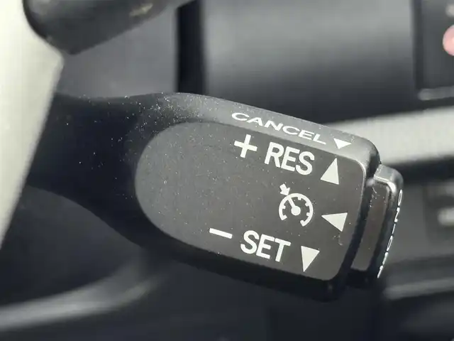 トヨタ エスクァイア Gi プレミアムパッケージ ブラックテーラード 福岡県 2020(令2)年 3.5万km ブラック 後席モニター　/純正９型ナビ　/バックカメラ　/ビルトインＥＴＣ２．０　/前後ドラレコ　/クルーズコントロール　/衝突被害軽減　/レーンキープ　/アイドリングストップ　/オートマチックハイビーム　/両側電動スライドドア　/ハーフレザー　/シートヒーター　/ステアリングヒーター　/純正１５インチＡＷ　/ＬＥＤヘッドライト