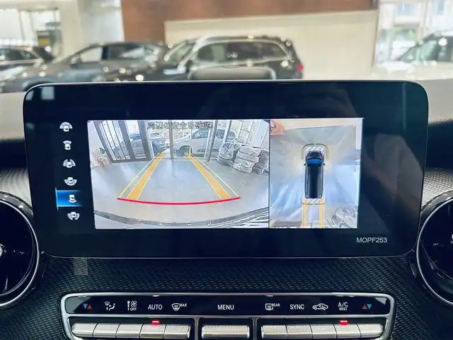 メルセデス・ベンツ Ｖ２２０ d AVG AMGライン 大阪府 2021(令3)年 3.5万km オブシディアンブラックM レーダーセーフティP/レザーシート/メモリ付きパワーシート/シートヒーター/純正ナビ/TV/360度カメラ/ACC/ブラインドスポット/後席モニター/純正19インチAW/LEDヘッドライト/電動リアゲート