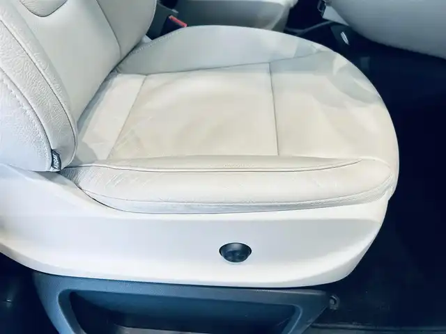 メルセデス・ベンツ Ｖ２２０ d AVG AMGライン 大阪府 2021(令3)年 3.5万km オブシディアンブラックM レーダーセーフティP/レザーシート/メモリ付きパワーシート/シートヒーター/純正ナビ/TV/360度カメラ/ACC/ブラインドスポット/後席モニター/純正19インチAW/LEDヘッドライト/電動リアゲート