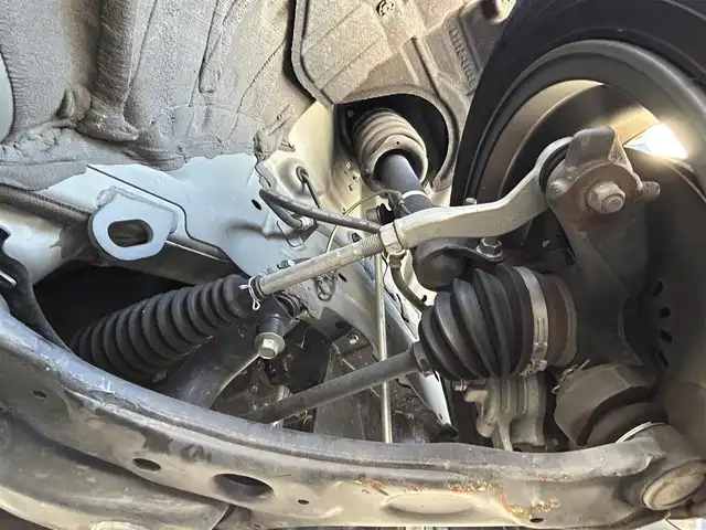 トヨタ ルーミー カスタムG 奈良県 2023(令5)年 4.6万km ブラックマイカメタリック 両側パワースライドドア/８インチ社外ナビ/（FM/AM/CD/DVD/フルセグ/Bluetooth/USB）/前後ドライブレコーダー/ETC/バックカメラ/スマートアシスト/・プリクラッシュブレーキアシスト	/・ブレーキ制御付誤発進抑制機能/・衝突警報機能/・レーンキープアシスト	/・アダプティブクルーズコントロール/・標識検知機能	/電動格納ミラー/電子パーキング/ブレーキホールド/アイドリングストップ/革巻きステアリング/ステアリングスイッチ/オートライト/LEDヘッドライト/フロントフォグ/フルオートエアコン/プッシュスタート/スマートキー/ドアバイザー