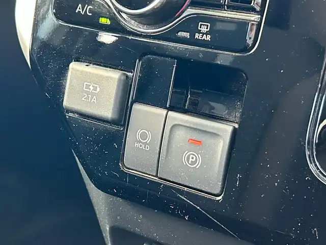 トヨタ ルーミー カスタムG 奈良県 2023(令5)年 4.6万km ブラックマイカメタリック 両側パワースライドドア/８インチ社外ナビ/（FM/AM/CD/DVD/フルセグ/Bluetooth/USB）/前後ドライブレコーダー/ETC/バックカメラ/スマートアシスト/・プリクラッシュブレーキアシスト	/・ブレーキ制御付誤発進抑制機能/・衝突警報機能/・レーンキープアシスト	/・アダプティブクルーズコントロール/・標識検知機能	/電動格納ミラー/電子パーキング/ブレーキホールド/アイドリングストップ/革巻きステアリング/ステアリングスイッチ/オートライト/LEDヘッドライト/フロントフォグ/フルオートエアコン/プッシュスタート/スマートキー/ドアバイザー