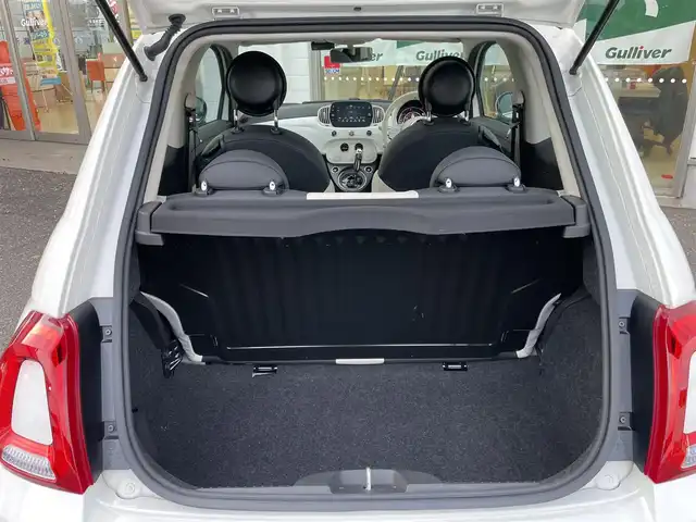 フィアット ５００ 1．2 ドルチェ 新潟県 2022(令4)年 1.3万km ボサノバホワイト ワンオーナー/ガラスルーフ/純正ホイール夏タイヤ装着/社外スタッドレスタイヤ車載/純正フロアマット/ステアリングスイッチ/ハンズフリー/パドルシフト/前後ドライブレコーダー/スペアキー1個