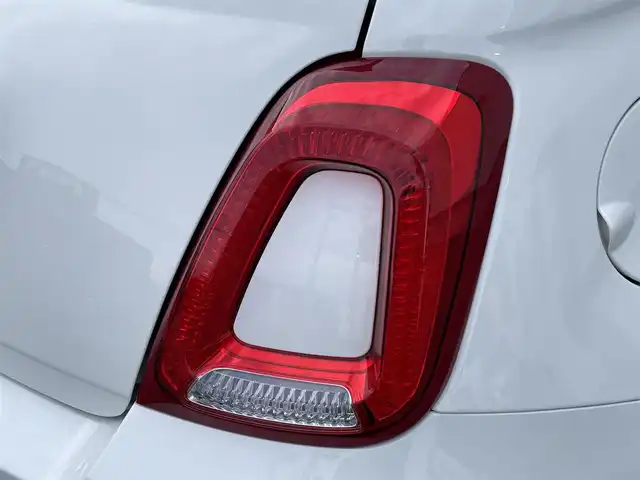 フィアット ５００ 1．2 ドルチェ 新潟県 2022(令4)年 1.3万km ボサノバホワイト ワンオーナー/ガラスルーフ/純正ホイール夏タイヤ装着/社外スタッドレスタイヤ車載/純正フロアマット/ステアリングスイッチ/ハンズフリー/パドルシフト/前後ドライブレコーダー/スペアキー1個