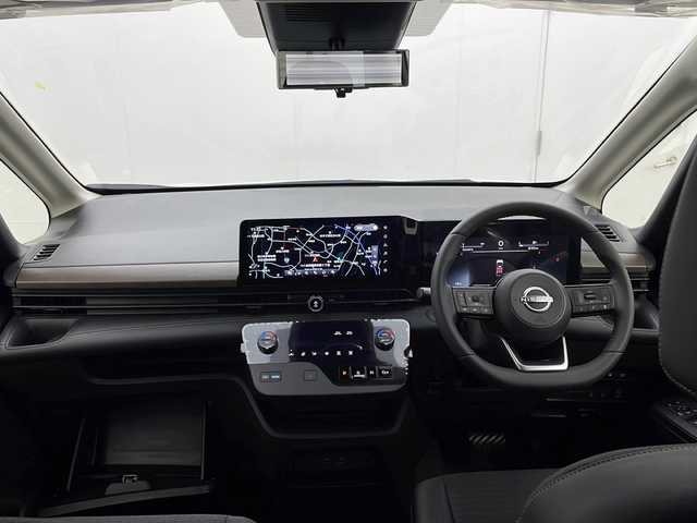 日産 セレナ e－パワー ハイウェイスター V 茨城県 2025(令7)年 0.1千km プリズムホワイト 登録済み未使用車/アラウンドビューモニター（移動物 検知機能付）/インテリジェントルームミラー/アドバンスドドライブアシストディスプレイ/　（12.3インチカラーディスプレイ）/ワイヤレス充電器/NissanConnectナビゲーションシステム（地デジ内蔵）/車載通信ユニット（TCU［Telematics Control Unit］）/ETC2.0ユニット（ビルトインタイプ）/ドライブレコーダー（前後セット）/プロパイロット（ナビリンク機能付）/プロパイロット緊急停止支援システム（SOSコール機能付）/エマージェンシーブレーキ/アダプティブLEDヘッドライトシステム/両側電動スライドドア（ハンズフリー）/前後コーナーセンサー/純正16インチアルミホイール/前後コーナーセンサー
