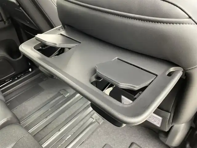 日産 セレナ e－パワー ハイウェイスター V 茨城県 2025(令7)年 0.1千km プリズムホワイト 登録済み未使用車/アラウンドビューモニター（移動物 検知機能付）/インテリジェントルームミラー/アドバンスドドライブアシストディスプレイ/　（12.3インチカラーディスプレイ）/ワイヤレス充電器/NissanConnectナビゲーションシステム（地デジ内蔵）/車載通信ユニット（TCU［Telematics Control Unit］）/ETC2.0ユニット（ビルトインタイプ）/ドライブレコーダー（前後セット）/プロパイロット（ナビリンク機能付）/プロパイロット緊急停止支援システム（SOSコール機能付）/エマージェンシーブレーキ/アダプティブLEDヘッドライトシステム/両側電動スライドドア（ハンズフリー）/前後コーナーセンサー/純正16インチアルミホイール/前後コーナーセンサー