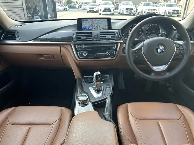 ＢＭＷ ４２０ｉ クーペ ラグジュアリー 高知県 2014(平26)年 3.7万km ミネラルホワイト 純正HDDナビ/【CD/DVD/フルセグTV】/サンルーフ/バックカメラ/クルーズコントロール/インテリジェントセーフティ/茶色レザーシート/シートヒーター/パワーシート(メモリ機能有り)/コーナー、バックセンサー/パワーバックドア/ミラー一体型ETC/オートワイパー/オートライト/純正HIDライト/スマートキー/プッシュスタート/MTモード付きAT/アイドリングストップ/純正アルミホイール 18インチ/ランフラットタイヤ/純正フロアマット/スペアキー×1【スマートキー】/新車時整備手帳（保証書）/取扱説明書/記録簿有