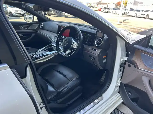 メルセデスＡＭＧ ＧＴ 石川県 2020(令2)年 4.8万km パール ラグジュアリーラインパッケージ/アンビエントライト/パフュームアトマイザー/ブルメスターサウンドシステム/フットトランクオープナー/運転席電動パワーシート/助手席電動パワーシート/全席シートヒーター/ヘッドアップディスプレイ/HDDナビ/フルセグテレビ/360度カメラ/ブラインドスポットアシスト/レインセンサー/アイドリングストップ/パノラミックルーフ/プッシュスタート/パワーバックドア/ETC2.0/ISOFIX対応チャイルドシート固定バー/後退時連動式ドアミラー/プライバシーガラス