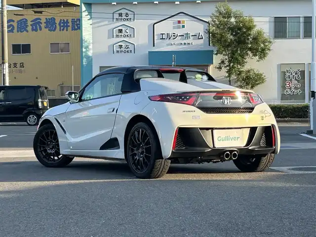 ホンダ Ｓ６６０ α 愛媛県 2015(平27)年 4.3万km 白 専用センターディスプレイ（internavi POCKET連携対応）/BT/AM・FM/バックカメラ/ETC/ドライブレコーダー/エンジンスタートボタン/クルーズコントロール/HKSターボマフラー/WedsSportアルミホイール/純正フロアマット/無限ハードトップ/純正ロールトップ