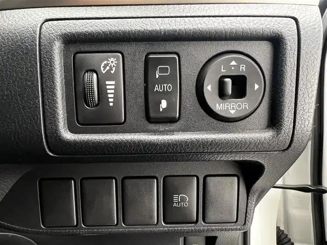 レクサス ＣＴ 200h バージョンC 滋賀県 2021(令3)年 4.9万km ソニッククォーツ 純正ナビ/【Bluetooth/USB/CD/DVD/Blu-ray/フルセグTV】/ハーフレザーシート/バックカメラ/追従クルーズコントロール/クリアランスソナー/LEDヘッドライト/オートマチックハイビーム/レーンキープアシスト/プリクラッシュセーフティ/前後ドライブレコーダー/ビルトインETC2.0/D/Nパワーシート/プッシュスタート/スマートキー/ステアリングリモコン