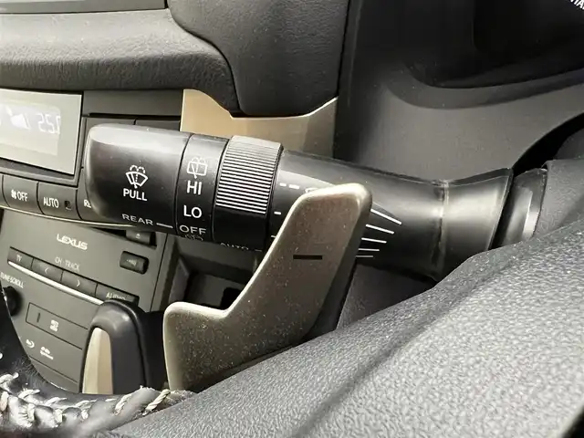 レクサス ＣＴ 200h バージョンC 滋賀県 2021(令3)年 4.9万km ソニッククォーツ 純正ナビ/【Bluetooth/USB/CD/DVD/Blu-ray/フルセグTV】/ハーフレザーシート/バックカメラ/追従クルーズコントロール/クリアランスソナー/LEDヘッドライト/オートマチックハイビーム/レーンキープアシスト/プリクラッシュセーフティ/前後ドライブレコーダー/ビルトインETC2.0/D/Nパワーシート/プッシュスタート/スマートキー/ステアリングリモコン