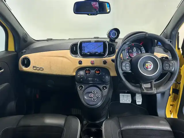 アバルト ５９５ コンペティツィオーネ 愛知県 2017(平29)年 5.5万km 黄 カロッツェリアナビ/フルセグTV/バックカメラ/ETC/レコードモンツァマフラー/純正１７インチアルミホイール/アルカンターラコンビシート/KW足回り/ブレンボレッドキャリパー