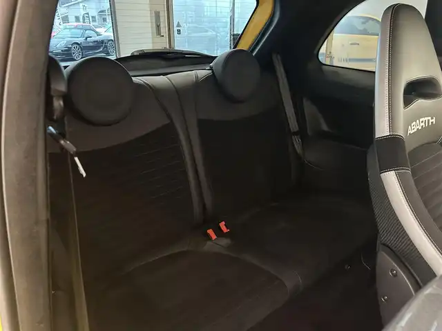 アバルト ５９５ コンペティツィオーネ 愛知県 2017(平29)年 5.5万km 黄 カロッツェリアナビ/フルセグTV/バックカメラ/ETC/レコードモンツァマフラー/純正１７インチアルミホイール/アルカンターラコンビシート/KW足回り/ブレンボレッドキャリパー