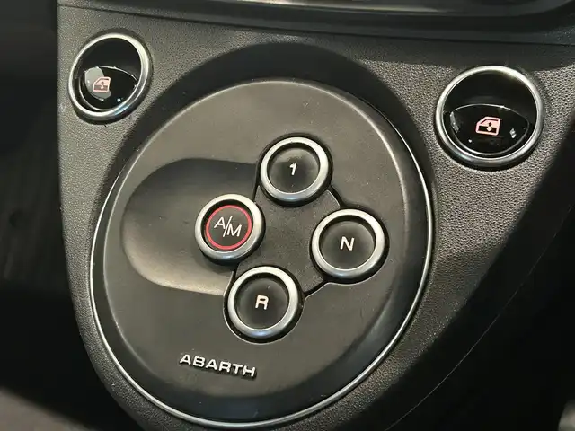 アバルト ５９５ コンペティツィオーネ 愛知県 2017(平29)年 5.5万km 黄 カロッツェリアナビ/フルセグTV/バックカメラ/ETC/レコードモンツァマフラー/純正１７インチアルミホイール/アルカンターラコンビシート/KW足回り/ブレンボレッドキャリパー