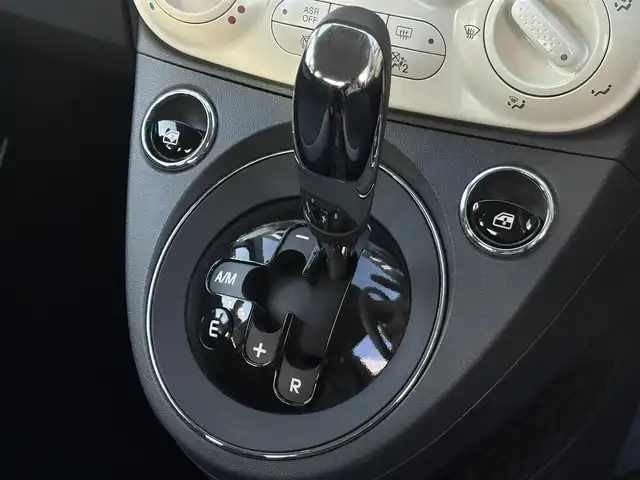 フィアット ５００ 1．2 ポップ 長野県 2017(平29)年 1.2万km LATTE MENTA 当店買取/　Ｕｃｏｎｎｅｃｔ/　純正オーディオ/　ＥＴＣ/　前後ドライブレコーダー/　シティモード切替/　ステアリングスイッチ/　キーレス/　純正フォグ/　ｂｌｕｅｔｏｏｔｈ/　保証書/　取説