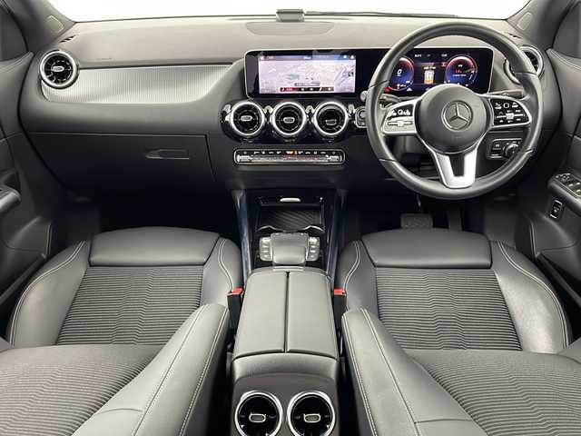メルセデス・ベンツ ＧＬＡ２００ｄ 4マチック 道央・札幌 2020(令2)年 3.4万km ポーラホワイト ＡＣＣ　/パノラミックスライディングルーフ　/半革シート　/ナビ　/ＴＶ　/Ｂｌｕｅｔｏｏｔｈ接続　/３６０°カメラ　/電動シート　/シートヒーター　/衝突軽減ブレーキ/ＢＳＭ　/ＬＫＡ　/クロスウィンドウ　/ＥＴＣ