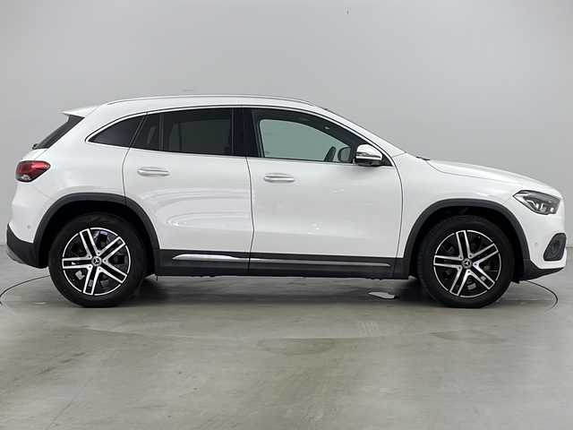 メルセデス・ベンツ ＧＬＡ２００ｄ 4マチック 道央・札幌 2020(令2)年 3.4万km ポーラホワイト ＡＣＣ　/パノラミックスライディングルーフ　/半革シート　/ナビ　/ＴＶ　/Ｂｌｕｅｔｏｏｔｈ接続　/３６０°カメラ　/電動シート　/シートヒーター　/衝突軽減ブレーキ/ＢＳＭ　/ＬＫＡ　/クロスウィンドウ　/ＥＴＣ