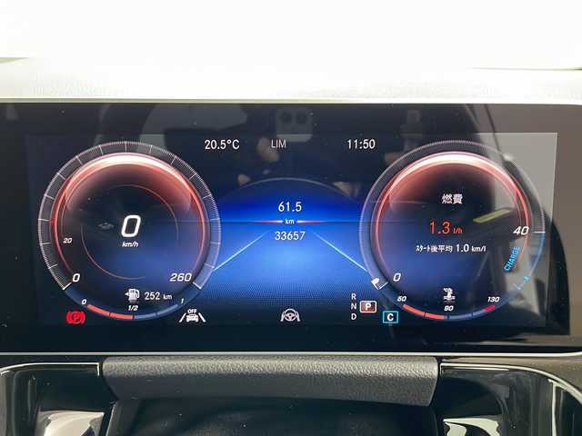 メルセデス・ベンツ ＧＬＡ２００ｄ 4マチック 道央・札幌 2020(令2)年 3.4万km ポーラホワイト ＡＣＣ　/パノラミックスライディングルーフ　/半革シート　/ナビ　/ＴＶ　/Ｂｌｕｅｔｏｏｔｈ接続　/３６０°カメラ　/電動シート　/シートヒーター　/衝突軽減ブレーキ/ＢＳＭ　/ＬＫＡ　/クロスウィンドウ　/ＥＴＣ