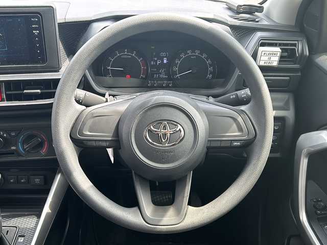 トヨタ ライズ X 福井県 2022(令4)年 3.4万km シャイニングホワイトパール スマートキー/プッシュスタート/LEDヘッドライト/ヘッドライトレベライザー/オートライト/電動格納ミラー/シートヒーター（前席）/アイドリングストップ/横滑り防止/衝突軽減/コーナーセンサー/ドライブレコーダー/ETC/純正フロアマット