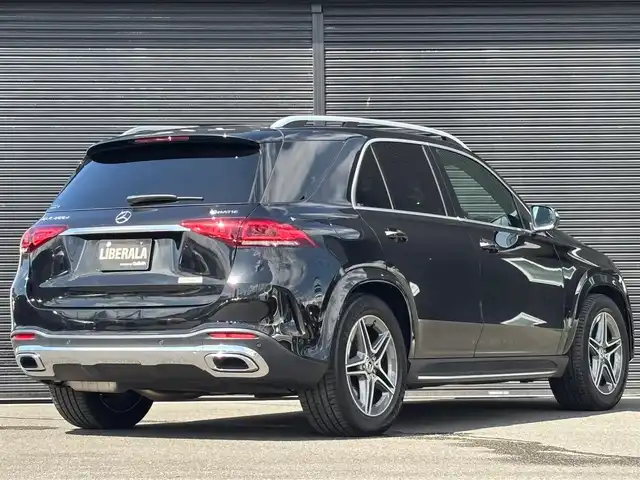メルセデス・ベンツ ＧＬＥ３００ｄ 4MATIC AMGライン 山梨県 2020(令2)年 4.4万km オブシディアンブラック 純正ナビ/　（フルセグTV/USB/Bluetooth）/ワンオーナー/レザーEXC/　・黒革/　・前席ベンチレーション/　・HUD/　・Burmesterサラウンドサウンドシステム/　・エアバランスパッケージ/シートヒーター/パノラミックスライディングルーフ/リアエンター/レーダーセーフティパッケージ/360°カメラ/温冷カップホルダー/純正20インチAW/ETC/マルチビームLEDヘッドライト/社外AW付スタッドレスタイヤ車載