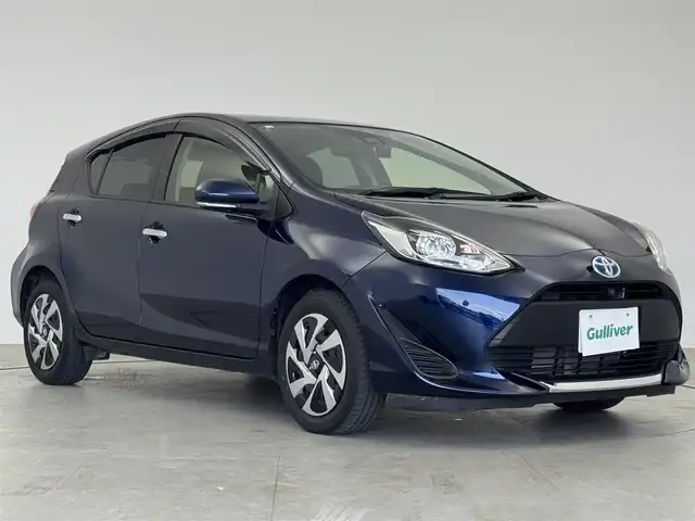 トヨタ アクア S スタイルブラック 愛知県 2020(令2)年 2.9万km ダークブルーマイカ ８インチディスプレイオーディオ/（Bluetooth）　/全方位モニター　/衝突軽減システム　/コーナセンサー　/レーンキープアシスト　/電動格納ミラー　/オートライト　/ドライブレコーダー　/ETC　/純正ホイールキャップ