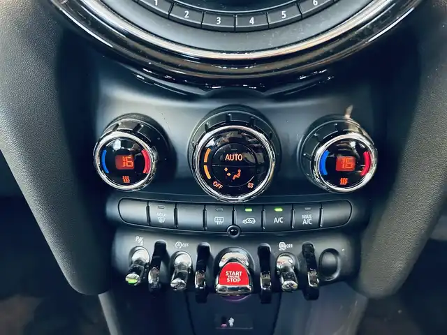 ＭＩＮＩ ミニ クーパー D 大阪府 2020(令2)年 2.1万km ソラリスオレンジ ペッパーP/ワンオーナー/インテリジェントセーフティ/純正ナビ/バックカメラ/純正15インチAW/LEDヘッドライト/クリアランスソナー/ETC/ドラレコ/USB/Bluetooth