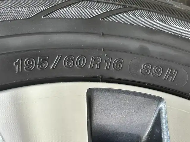 日産 セレナ ハイウェイスター 大阪府 2016(平28)年 5.6万km ブリリアントホワイトパール ALPINEナビ(フルセグ/Bluetooth) 360カメラ ETC 後席モニター デジタルインナーミラー 衝突軽減 クルコン パークアシスト コーナーセンサー 両側パワースライドドア 前後ドラレコ