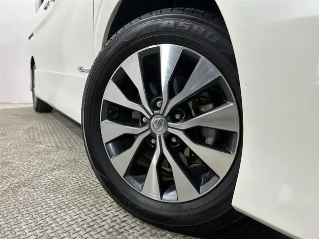 日産 セレナ ハイウェイスター 大阪府 2016(平28)年 5.6万km ブリリアントホワイトパール ALPINEナビ(フルセグ/Bluetooth) 360カメラ ETC 後席モニター デジタルインナーミラー 衝突軽減 クルコン パークアシスト コーナーセンサー 両側パワースライドドア 前後ドラレコ