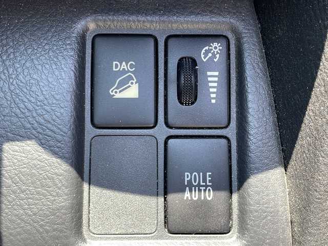 トヨタ ＲＡＶ４ スタイル 兵庫県 2011(平23)年 9.3万km ホワイトパールクリスタルシャイン ワンオーナー/純正SDナビ・フルセグ・BT・CD・DVD・FM・AM/バックカメラ/ETC/クルーズコントロール/ダウンヒルアシスト/プッシュスタート/スマートキー×1/純正ドアバイザー/純正フロアマット