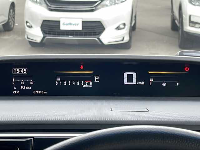 ホンダ ステップワゴン スパーダ クールスピリット 山口県 2016(平28)年 7.2万km ホワイトオーキッドパール 社外１０型ナビ/バックカメラ/両側パワスラ/ハーフレザーシート/シートヒーター/ドラレコ（前）/フリップダウンモニター/ウインカー付きミラー/クルーズコントロール/アイドリングストップ/横滑り防止装置/衝突被害軽減ブレーキ