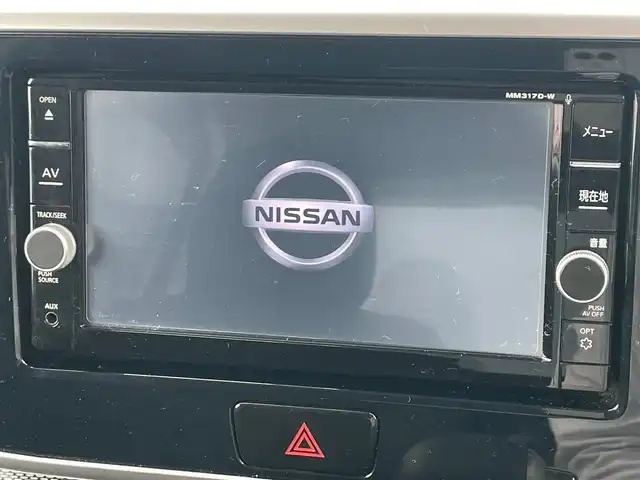日産 デイズ ルークス ライダー 大阪府 2017(平29)年 6万km アメジストブラック/シルキーホワイト 純正ナビ/   フルセグTV/CD/DVD/Bluetooth/衝突軽減ブレーキ/全方位モニター/前席シートヒーター/クルーズコントロール/ステアリングスイッチ/両側パワースライドドア/アイドリングストップ/横滑り防止装置/純正15インチアルミホイール/オートマチックハイビーム/純正フロアマット/プッシュスタート/スマートキー/ＥＴＣ/ＬＥＤライト/禁煙車